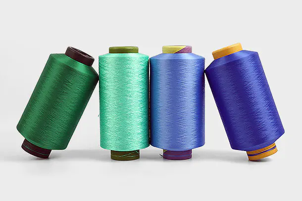 Anong tina ang ginagamit para sa polyester yarn?
